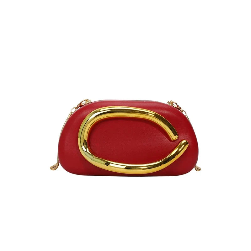 Sac pochette femme pour soirée, accessoire mode indispensable, chic et raffiné.