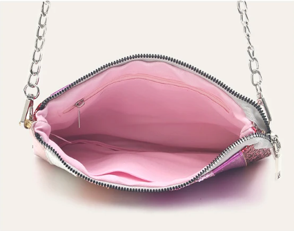 Pochette de soirée glitter multicolore et rose pour femme, accessoire élégant et très tendance.