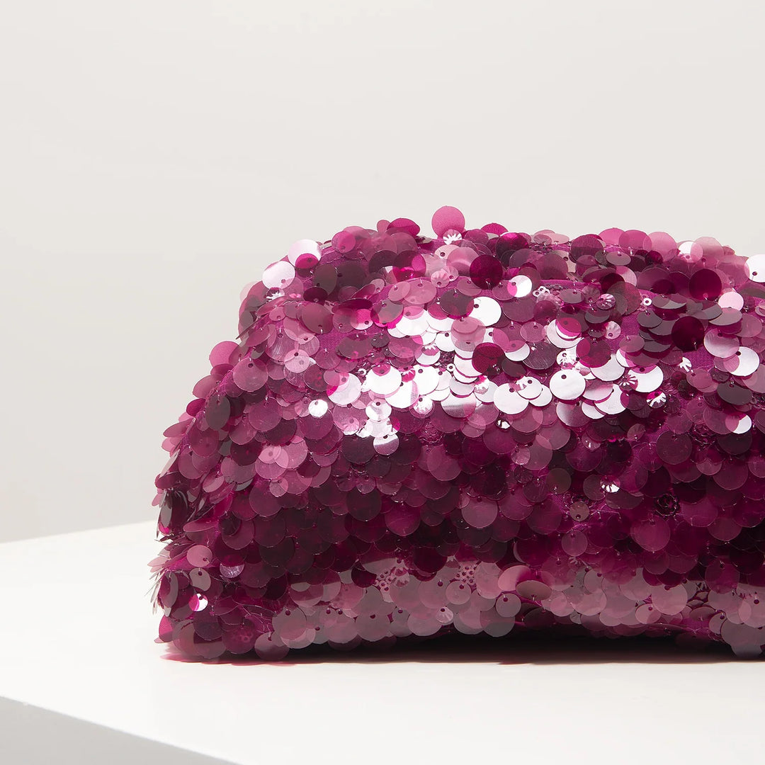 Pochette femme à sequins brillants, élégante pour bal, soirée, mariage ou autres occasions chic.