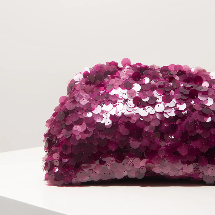 Pochette femme à sequins brillants, élégante pour bal, soirée, mariage ou autres occasions chic.