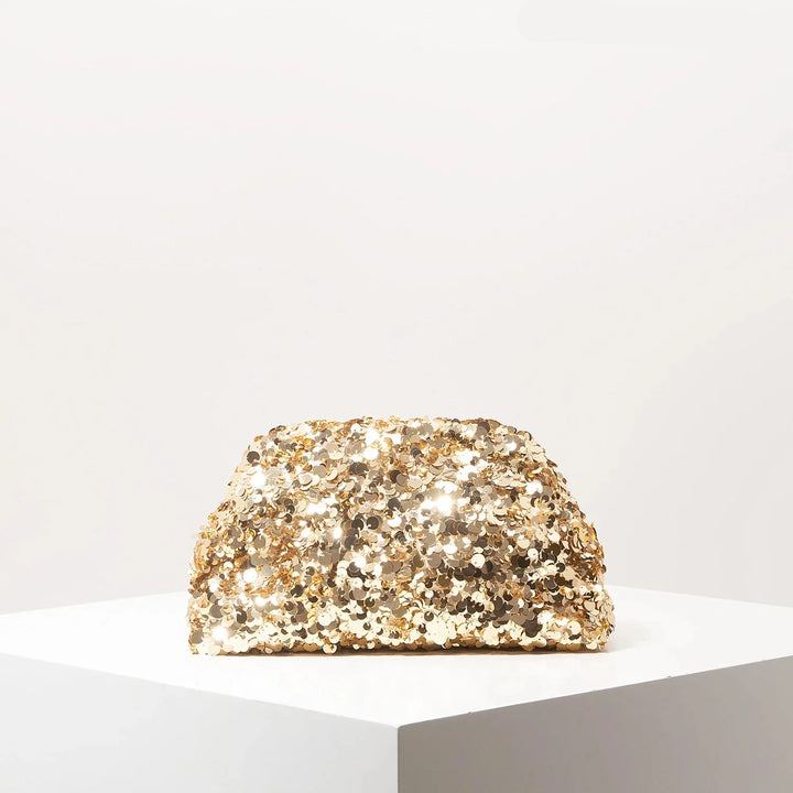 Sac pochette de soirée femme, élégant et moderne avec des sequins brillants pour un look chic.