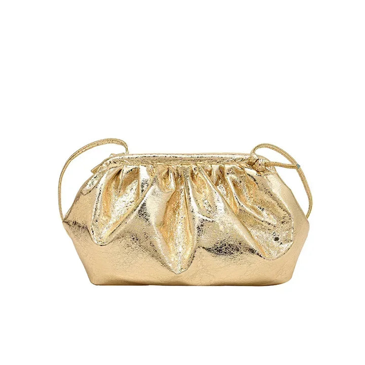 Pochette dorée chic pour femme, idéale soirées élégantes. Similicuir texturé, accessoire tendance.