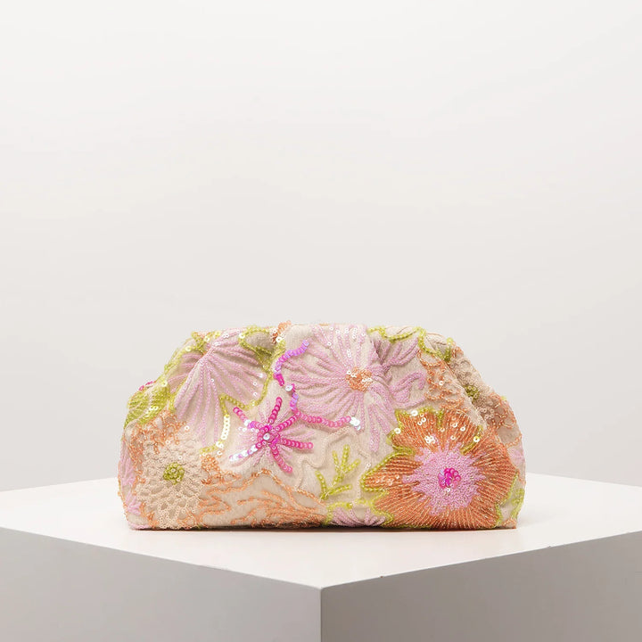 Pochette femme à sequins floraux, élégante pour soirée ou mariage.