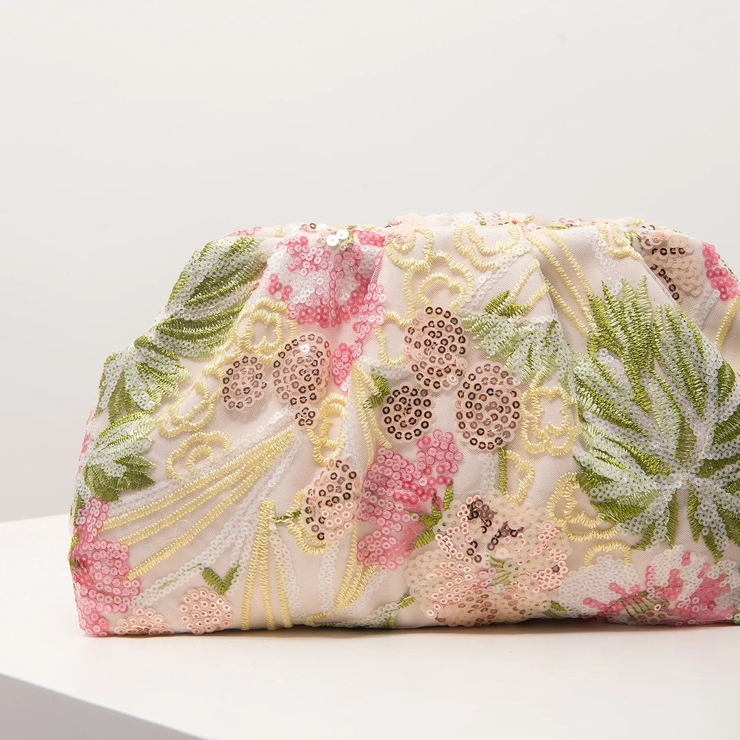 Pochette florale à sequins pour femme, un sac de soirée raffiné pour l'élégance.