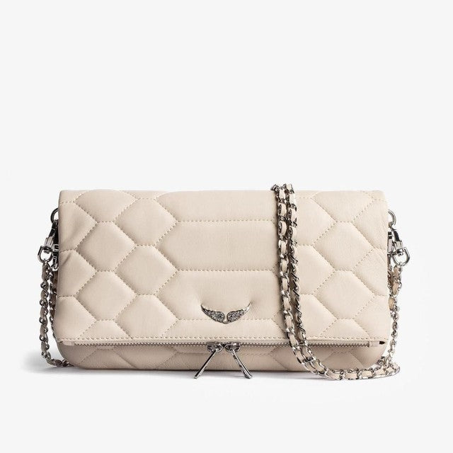 Pochette luxe femme, sac bandoulière chic. Design raffiné, petit format, idéale soirée ou quotidien.