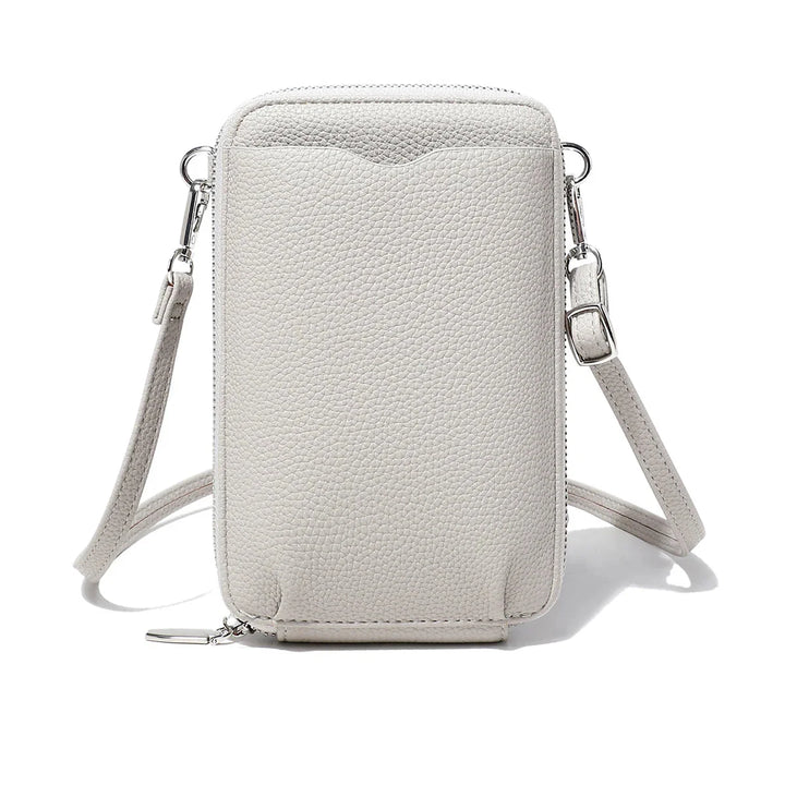 Vue détaillée de la pochette portefeuille femme, son design pratique et son élégance chic.