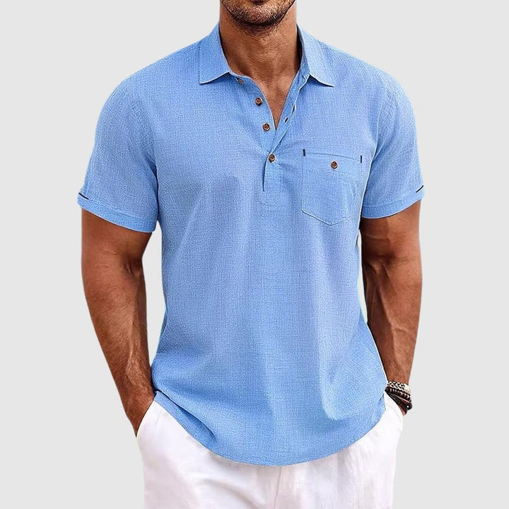 "Polo en lin pour homme, léger, élégant, texture douce, idéal pour l'été et occasions décontractées, image produit."