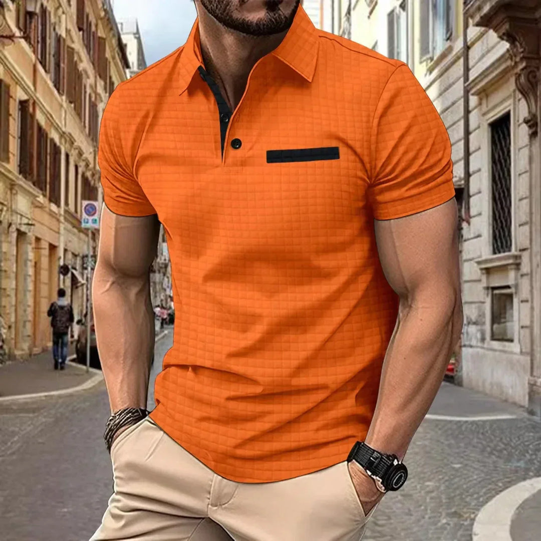Polo homme décontracté bleu marine, coupe classique, idéal pour le quotidien ou le bureau.