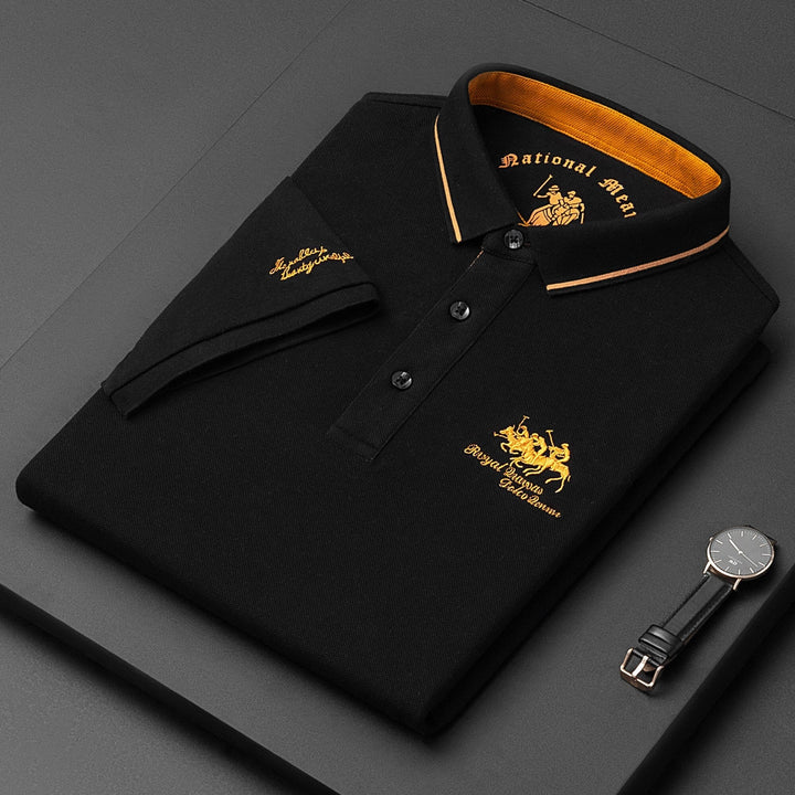 Polo homme élégant, manches courtes, coton.  Style décontracté chic.