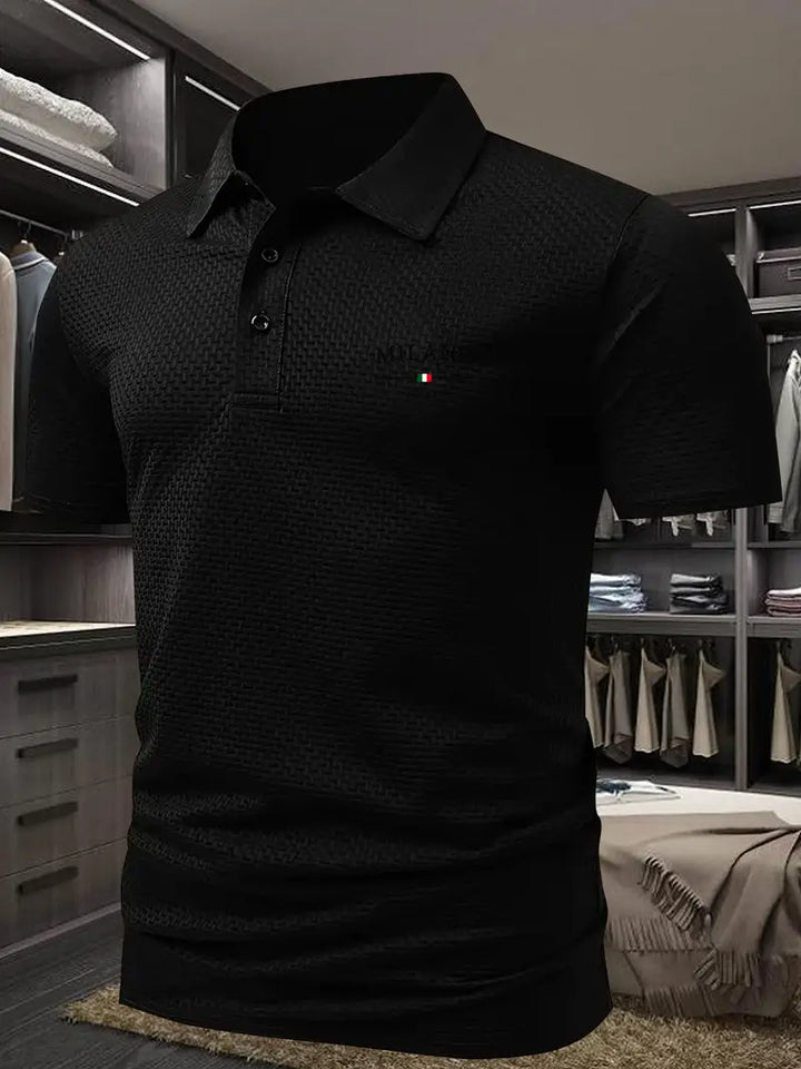 Polo homme été, motif géométrique, décontracté.  Style moderne et confortable.