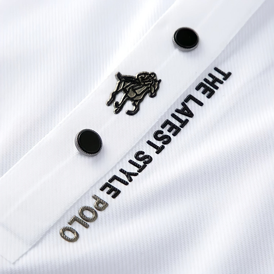 Polo homme infroissable, un essentiel élégant et décontracté pour votre garde-robe. Confort et style.