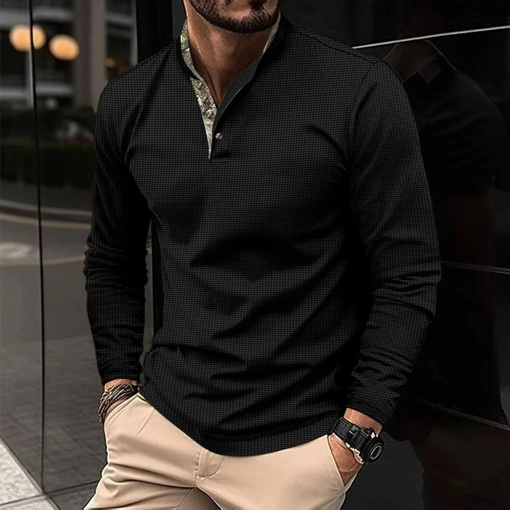 Polo homme manches longues, élégant et confortable.  Coupe impeccable, tissu doux.