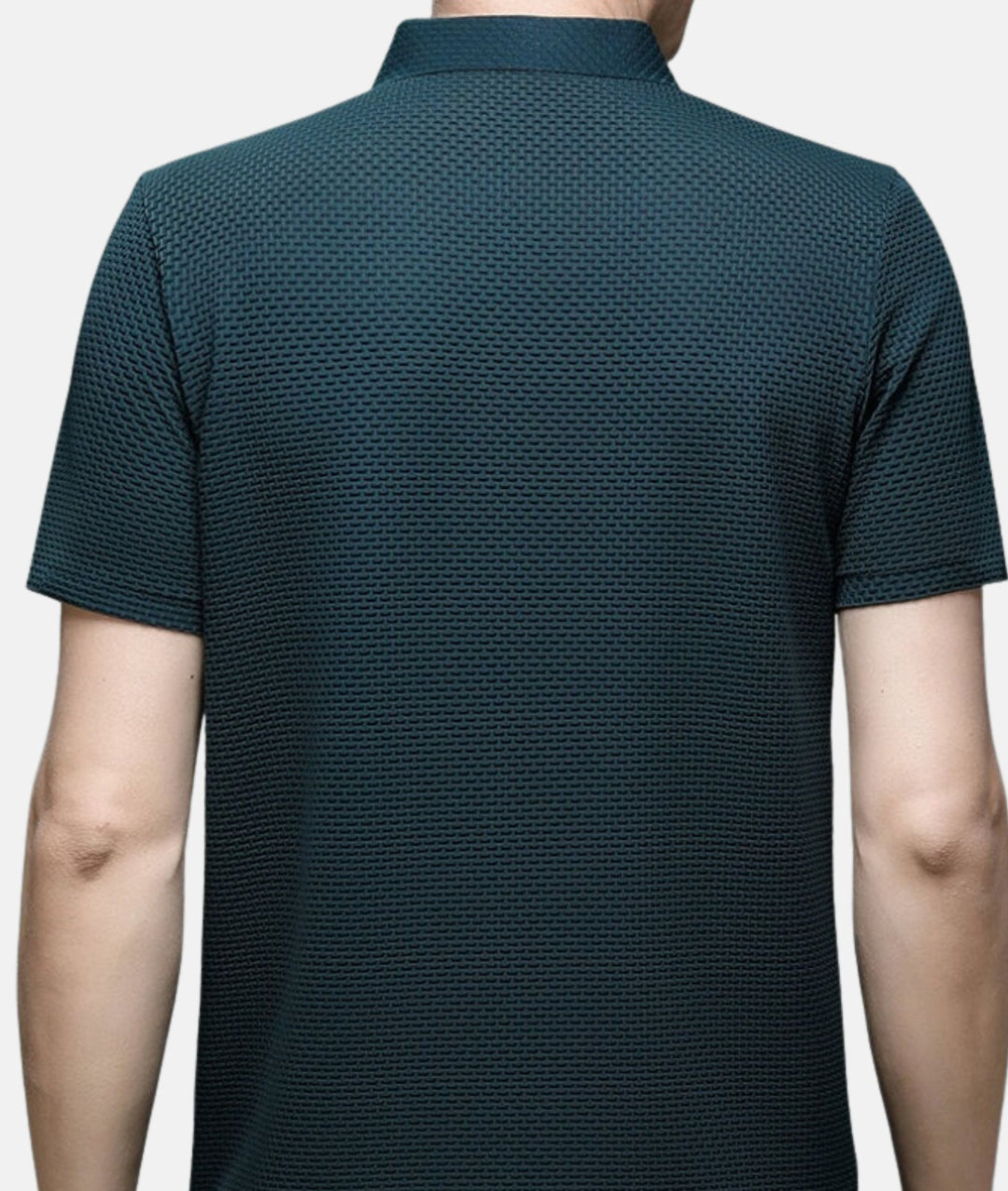Polo homme rayé, style moderne et confortable.  Coupe impeccable, tissu respirant.  Parfait pour un look élégant.