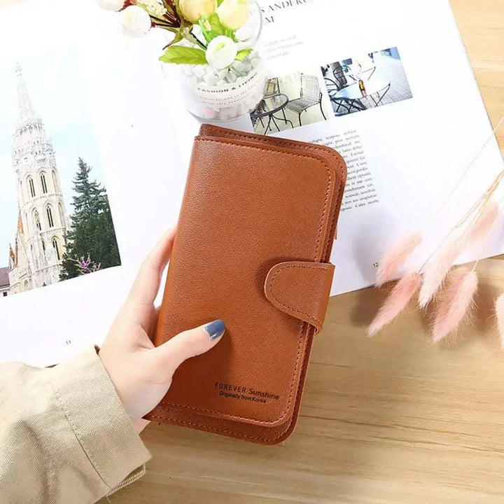Porte-cartes femme avec un design minimaliste, en cuir PU de couleur beige, très élégant.