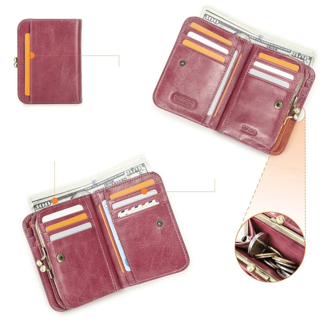 Porte-cartes femme en cuir rouge vif, texture lisse, avec fermoir, un accessoire mode et pratique.