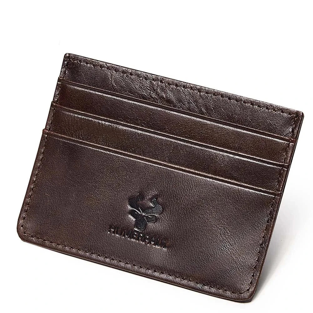 Porte-cartes fin en cuir véritable cognac pour homme, protection RFID, élégant et pratique.