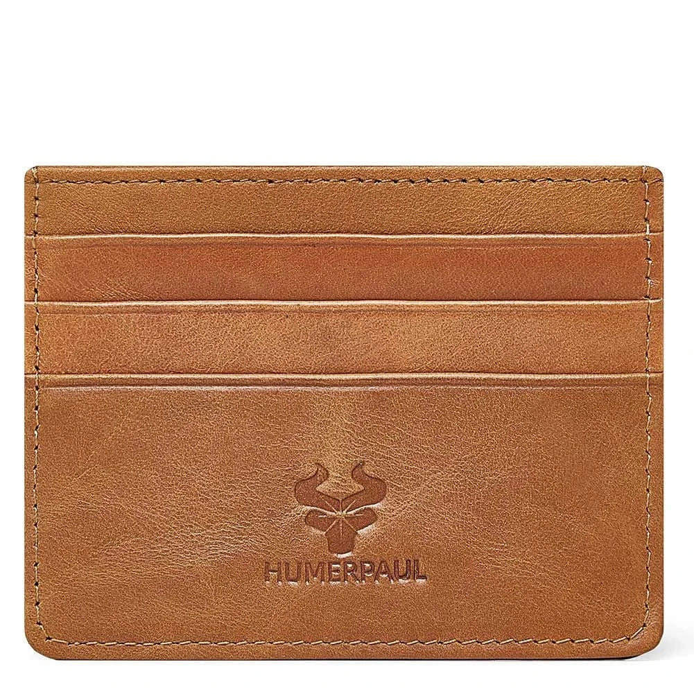 Porte-cartes compact en cuir RFID pour homme, design épuré, parfait pour poches de chemise ou de pantalon.