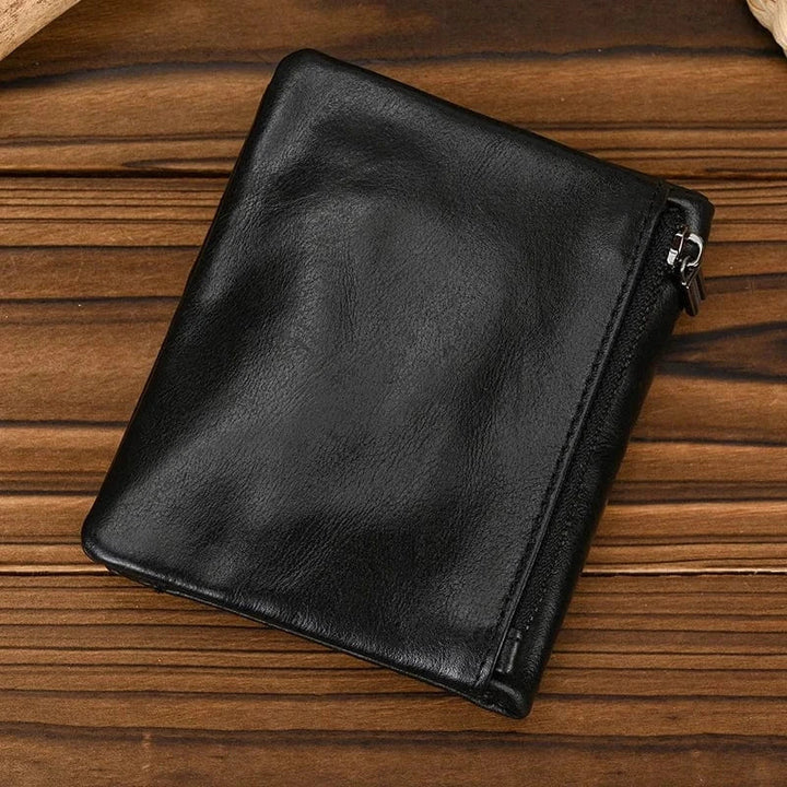 Portefeuille en cuir grainé pour hommes, compact et élégant, excellent accessoire de maroquinerie.
