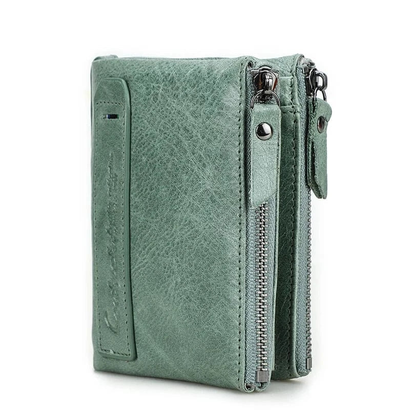 Portefeuille femme en cuir matelassé noir, compact et chic, idéal pour les essentiels