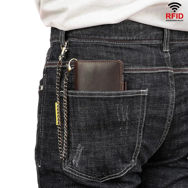 Vue ouverte d'un portefeuille homme RFID en cuir, montrant plusieurs fentes pour cartes et un compartiment à billets.