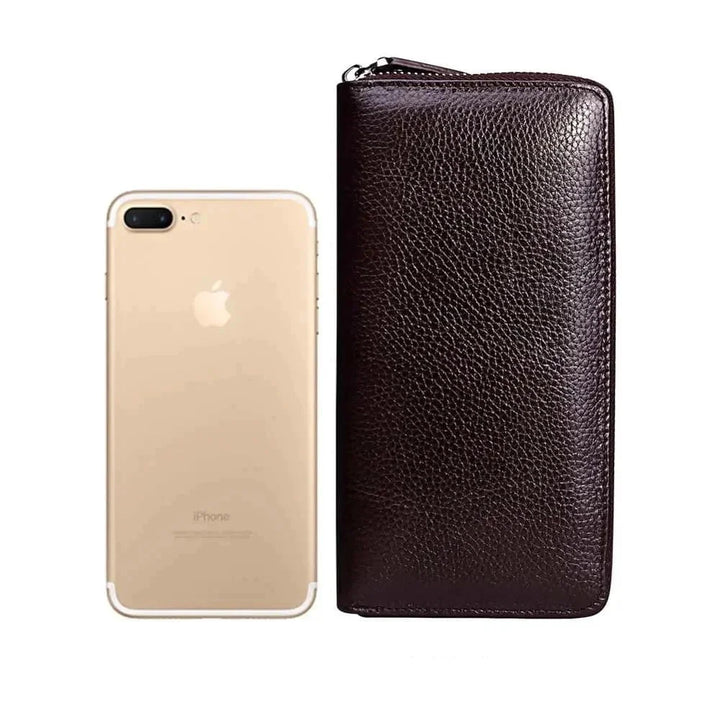 Portefeuille homme en cuir marron, un accessoire pratique et sécurisé avec protection RFID pour vos essentiels.