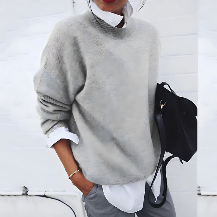 Pull cachemire élégant, doux et chaud.  Coupe flatteuse, idéal pour toutes occasions.