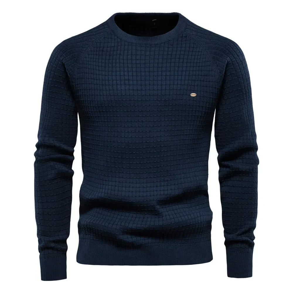 Pull chaud long homme, élégant et confortable pour l'hiver. Vêtement mode masculine.