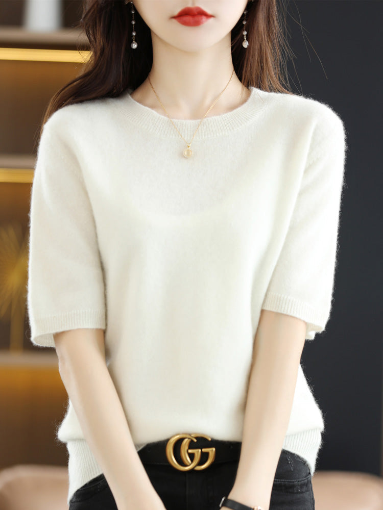 Vêtement femme élégant, pull basique confortable pour le printemps-été.