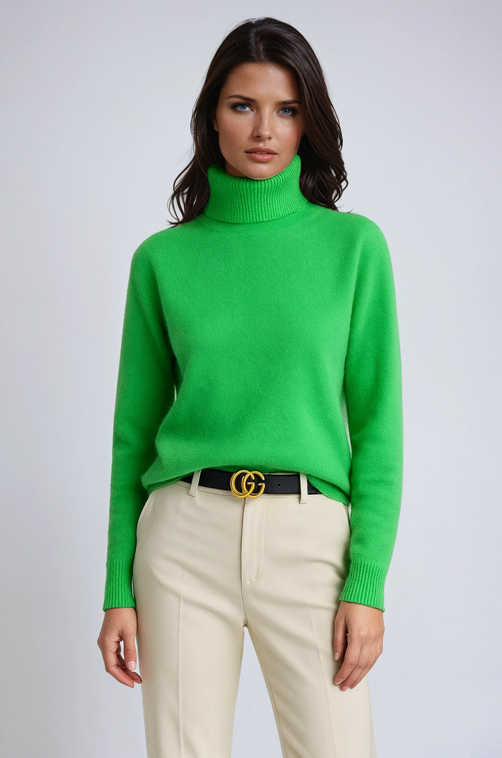 Pull col roulé femme doux et élégant, parfait pour l'hiver. Chaleur confortable et style chic.