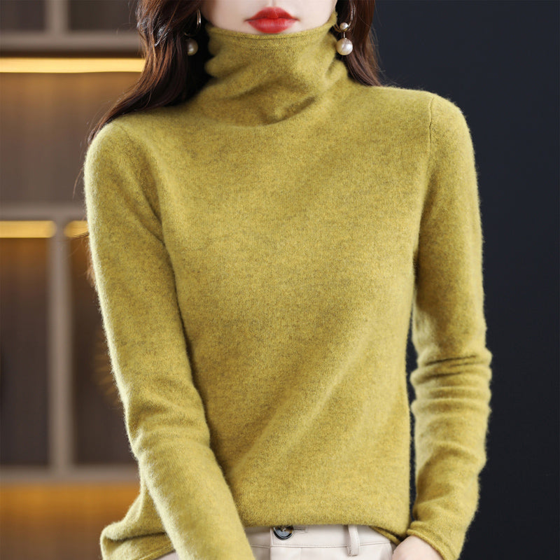 Pull chaud en laine pour femme, col roulé, style hivernal chic et moderne.