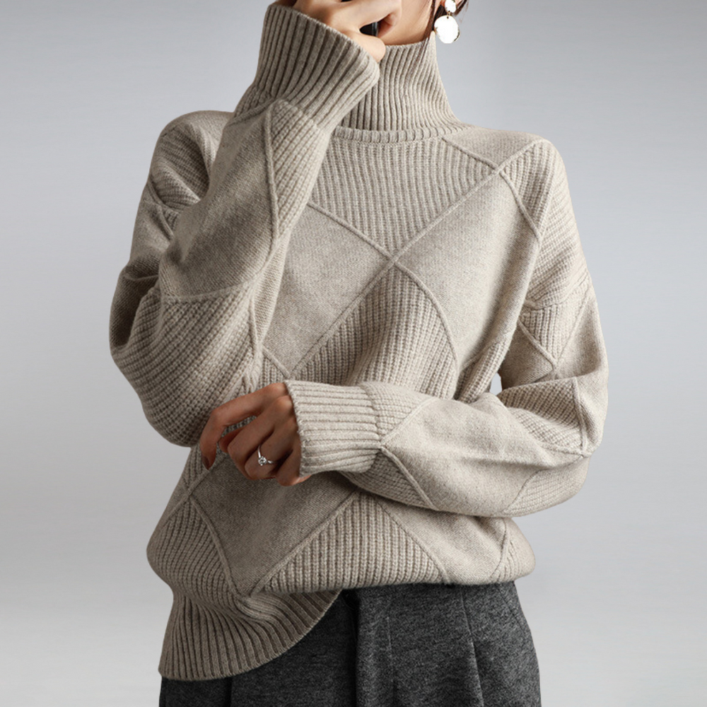 Pull femme élégant à col roulé, motif losange subtil. Chandail chaud et confortable, idéal pour la mode hivernale.