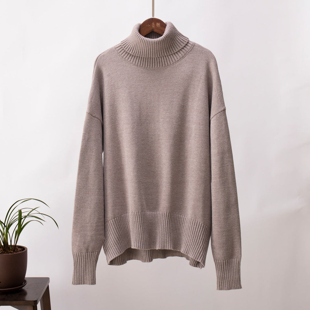 Pull col roulé femme pratique et chic, doux, confortable, idéal pour le quotidien hivernal.
