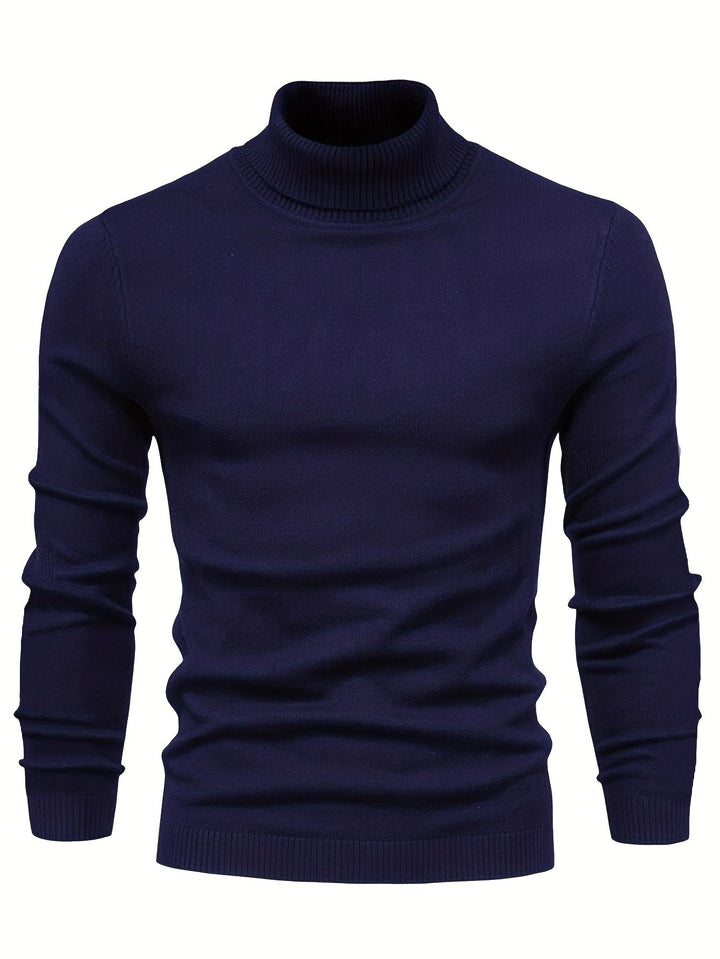Pull col roulé tricoté homme couleur camel, doux et chaud. Confort hivernal stylé pour un look casual chic et moderne.