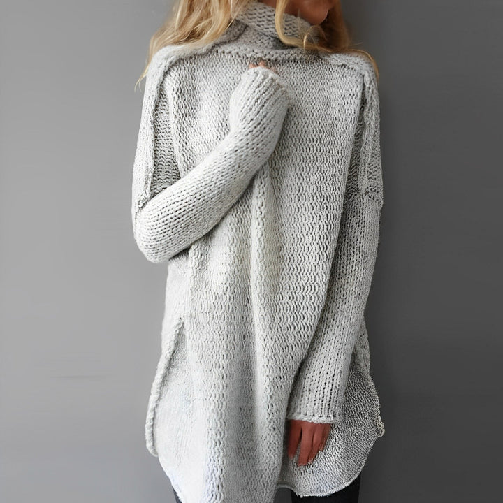 Pull col roulé long femme, oversize et décontracté. Pull chaud et confortable pour l'hiver, style quotidien élégant.