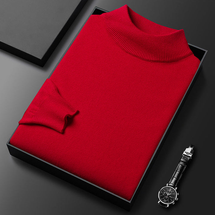 Vue frontale du pull homme en tricot, col montant demi-zippé, un choix élégant pour l'hiver.