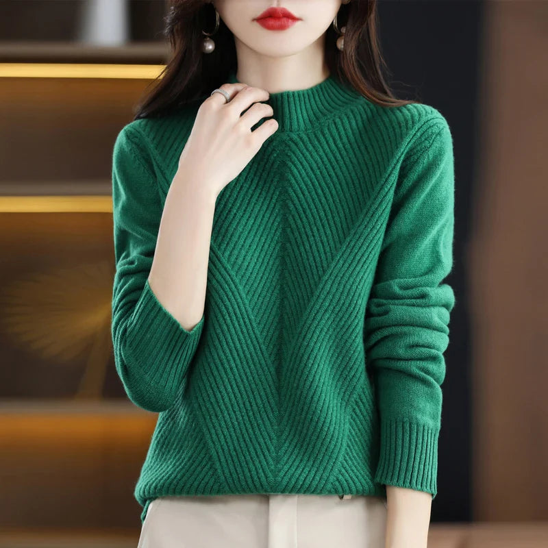 Pull élégant femme, coupe flatteuse, confort optimal.  Parfait printemps/automne.