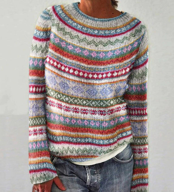Pull en laine femme, automne, chaud et élégant.  Modèle confortable et stylé.