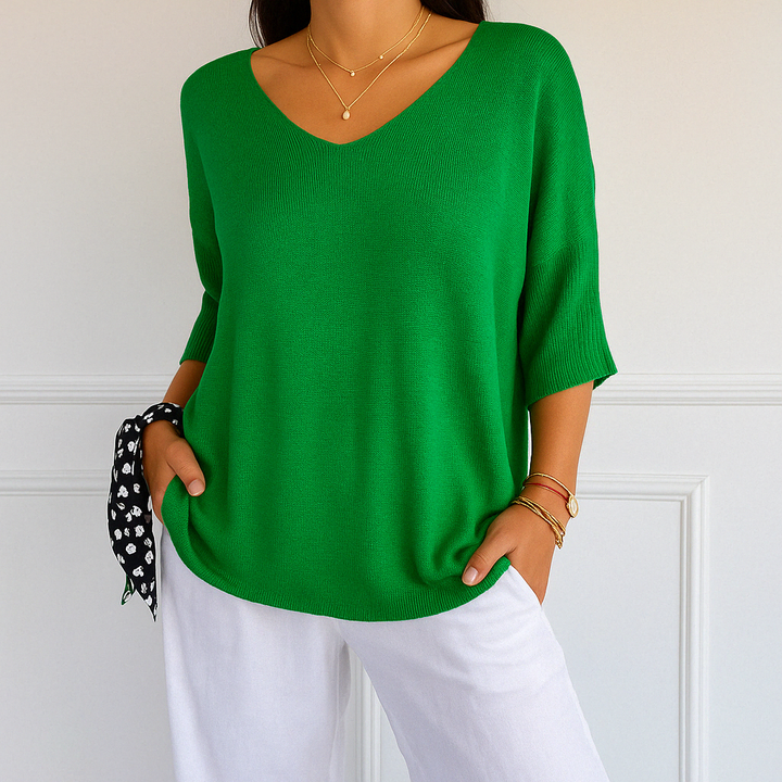 Pull femme col V, maille fine, doux et élégant.  Coupe fluide, confortable.  Parfait pour toutes les occasions.