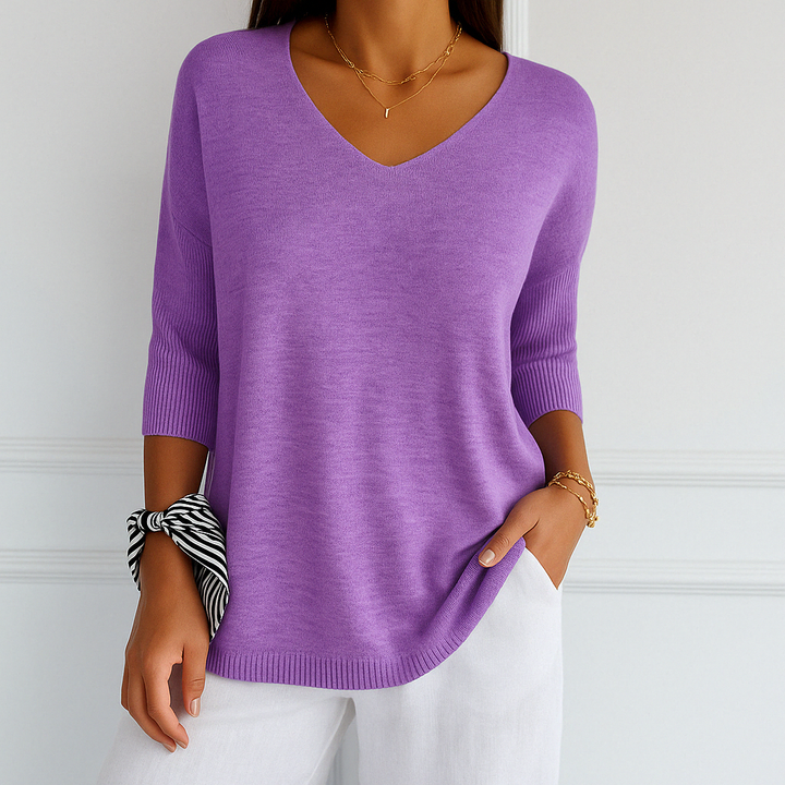 Pull femme col V, maille fine, doux et élégant.  Coupe fluide, confortable.  Parfait pour toutes les occasions.