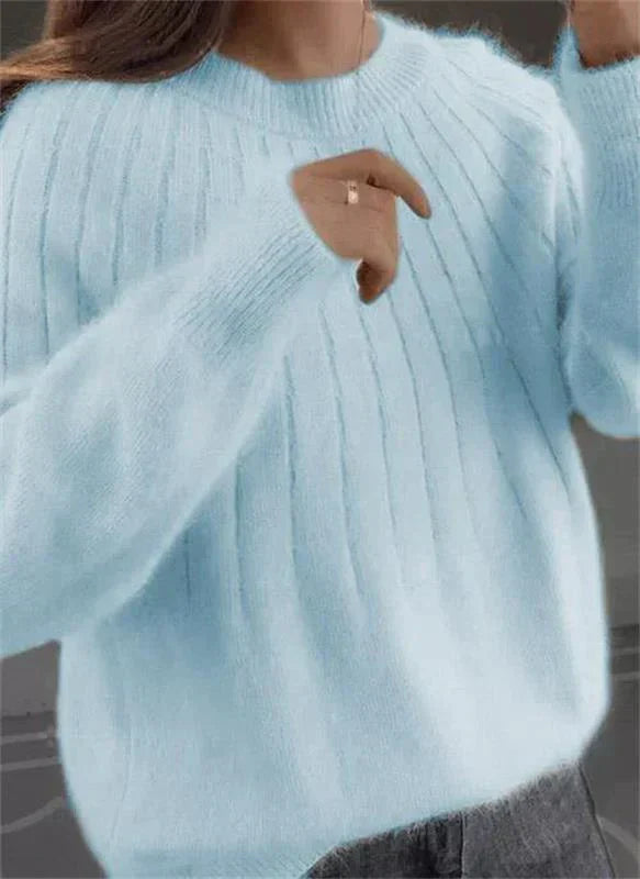 Pull femme tricot doux et confortable, un classique élégant pour la mode quotidienne automne/hiver.