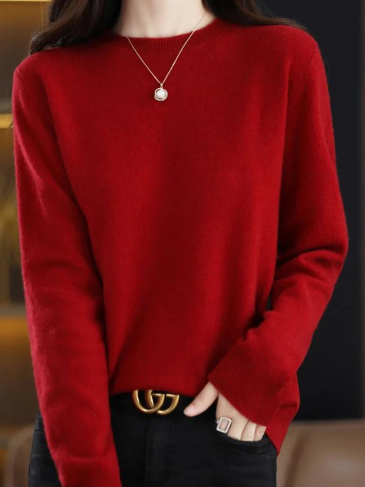 Pull femme doux au toucher, manches longues, pour une élégance décontractée ultime et chaleureuse.