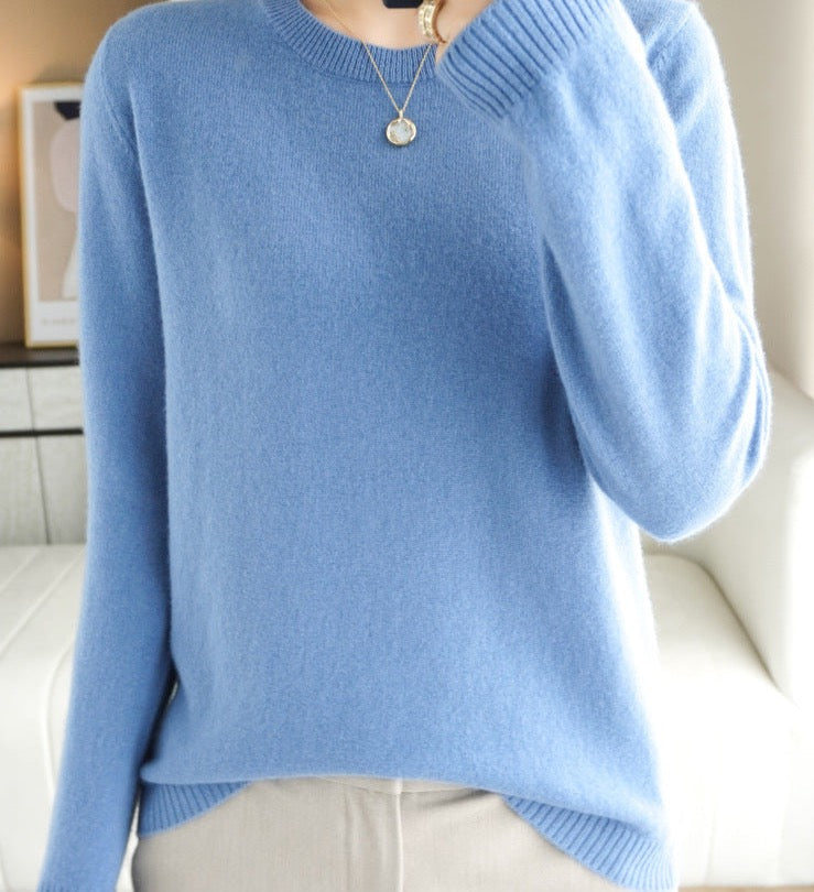 Vêtement femme tricoté, ce pull élégant est idéal pour un look chic et confortable en hiver.