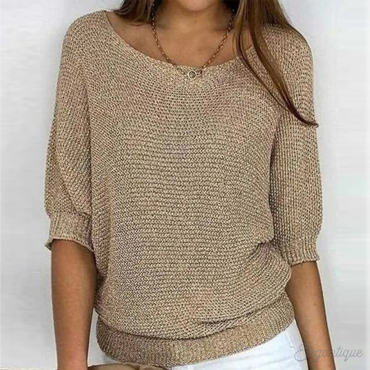 Pull femme élégant et confortable pour l'automne-hiver. Chandail décontracté à col rond, idéal mode.