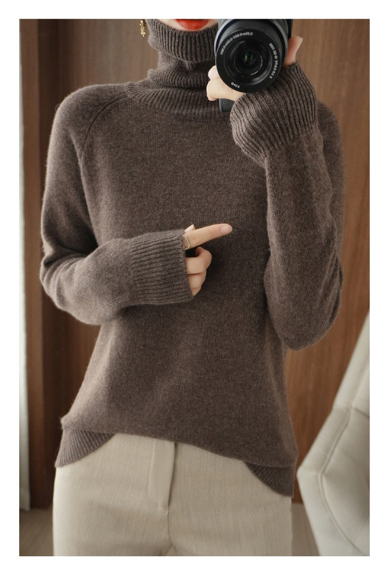 Pull femme confortable et chic, idéal pour la mode féminine basique et intemporelle. Vêtement d'hiver douillet.