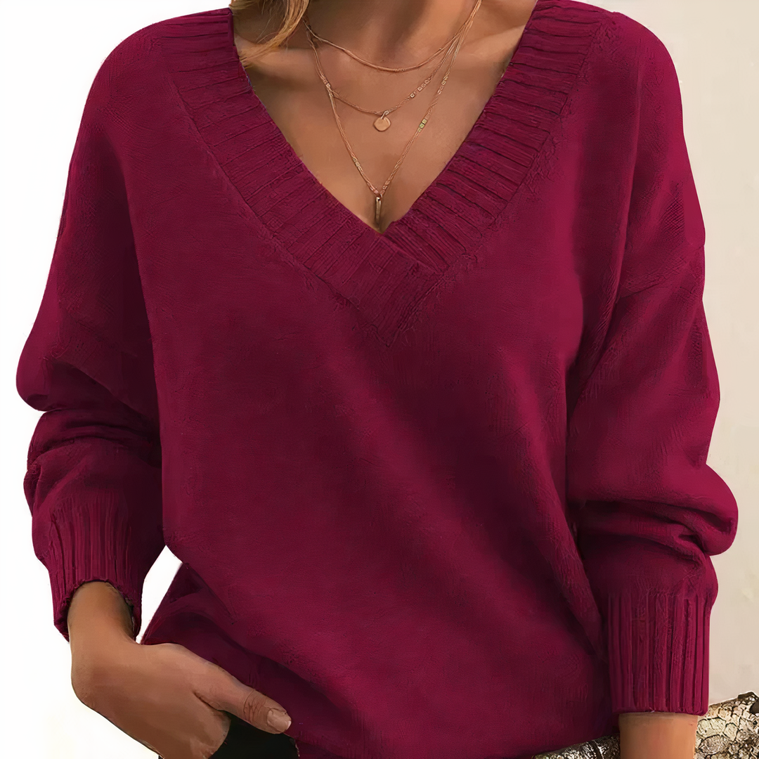Pull femme intemporel, élégant et douillet. Offre confort et style chic, parfait pour une mode féminine en automne.