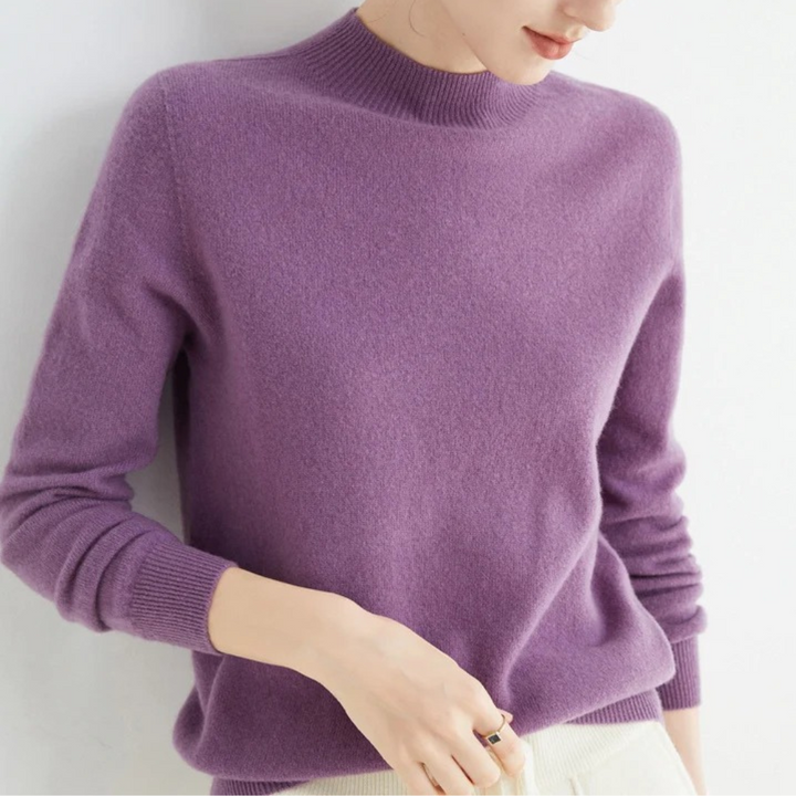 Pull femme luxueux et doux, parfait pour un confort élégant en mode féminine chic. Idéal automne/hiver.