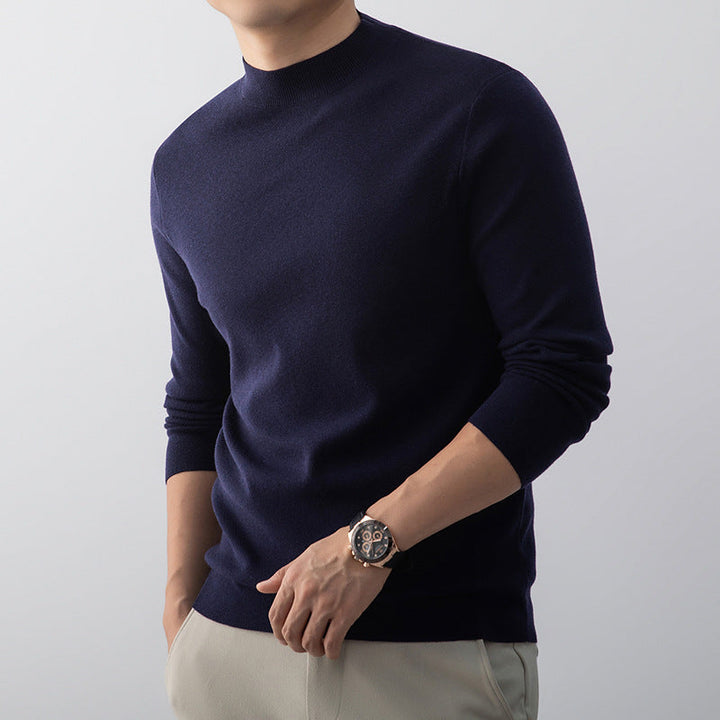 Pull élégant homme, coupe moderne, parfait pour une tenue chic de bureau ou soirée.