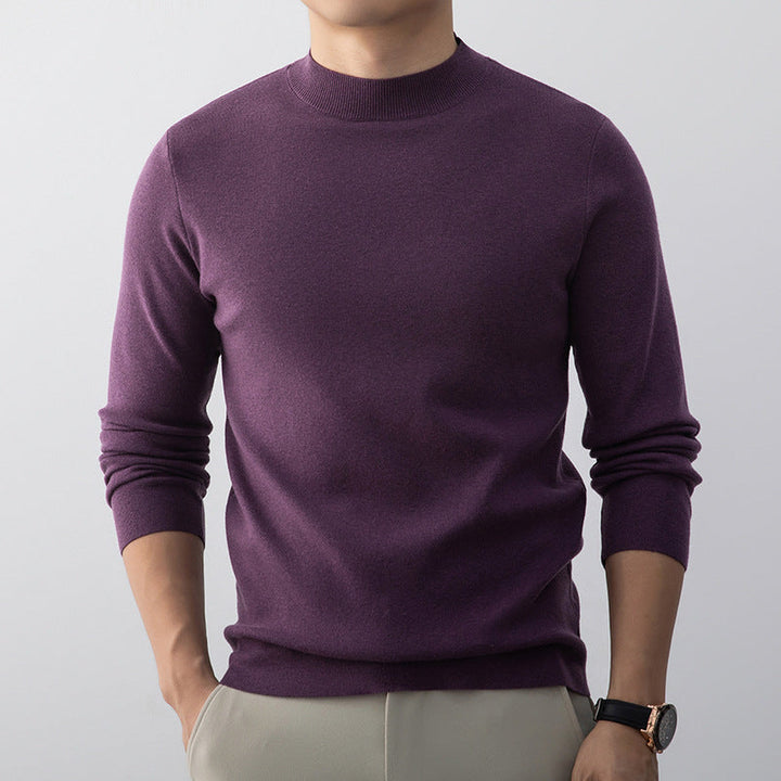 Col rond du pull homme, finition soignée, confort et style pour toute occasion.