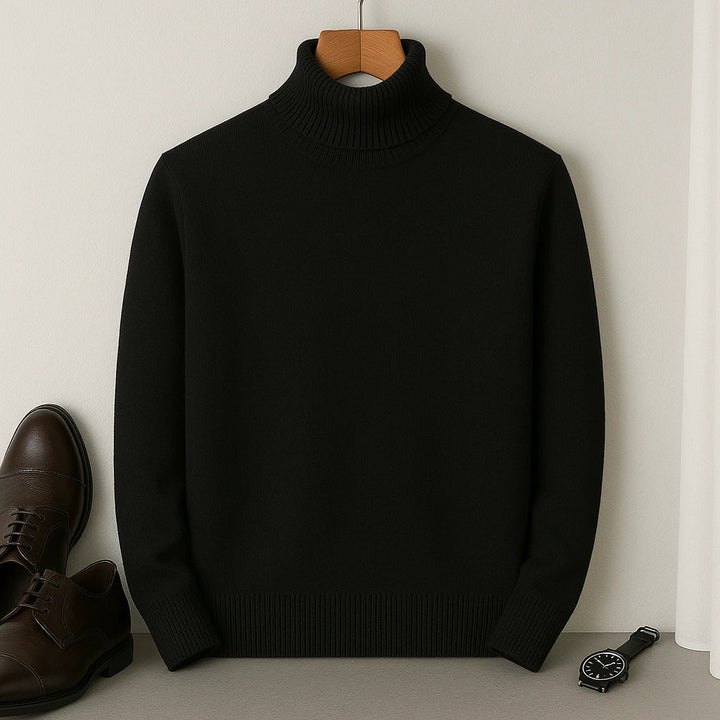 Pull homme élégant à col roulé ajusté, un essentiel de la mode masculine.
