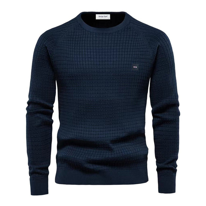 Pull homme, coupe moderne, confort optimal, plusieurs couleurs.  Idéal automne/hiver.